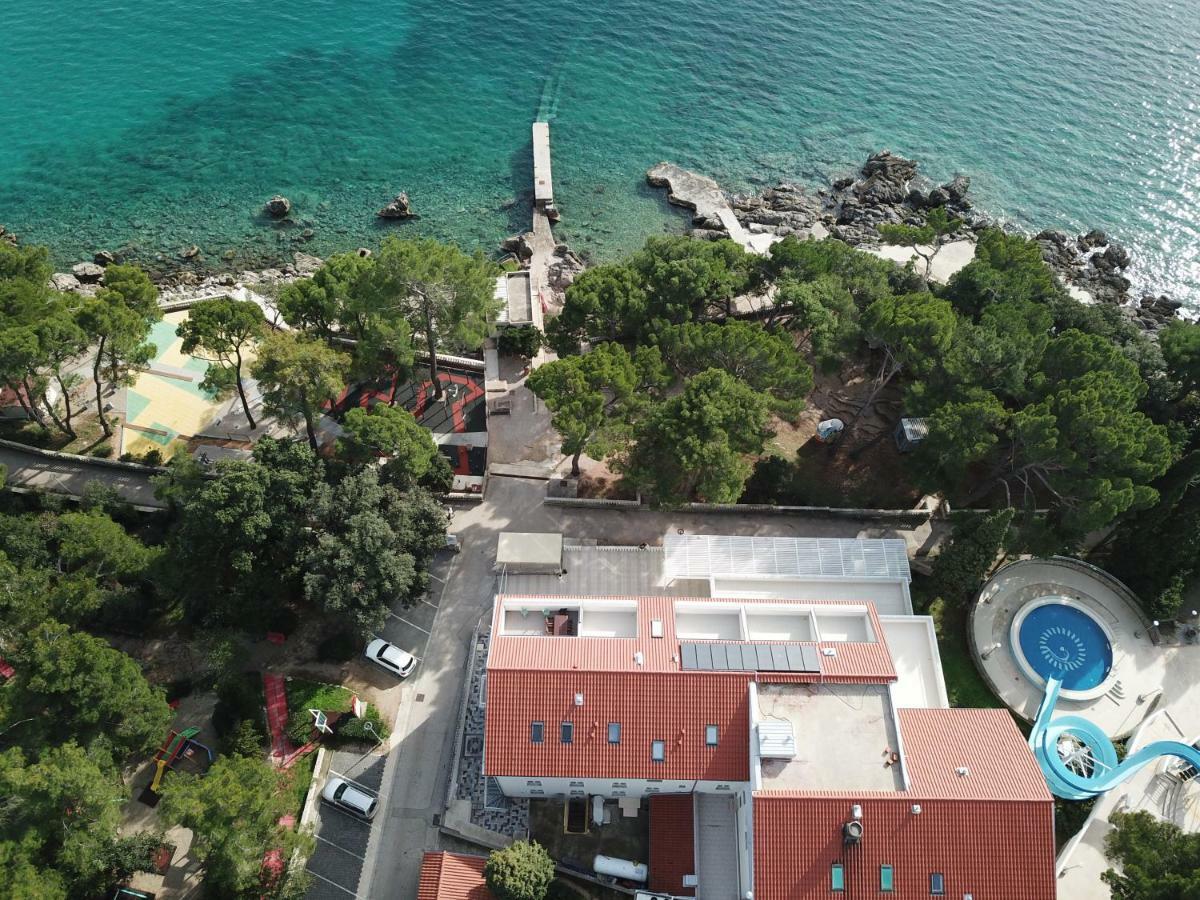 Sesar Apartments Krk - No. 3 Cvita คิร์ก ภายนอก รูปภาพ